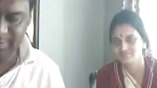 Skanky MILF سکس پشتو فلم گڑبڑ ہو جاتا ہے میں برا کٹر threesome کارروائی