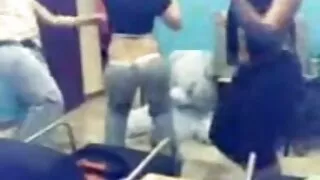 پتلی ایشیائی طوائف ایس ایم لی اس فلم سکس محلی افغانی کے پریمی کی ڈک لالچ پاگل کی طرح