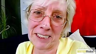 شہوانی ، خوبصورت لڑکی باہر ظاہر ہے انتظار کر رہے ہیں آپ کی فل سیکسی ویڈیو توجہ کے لئے