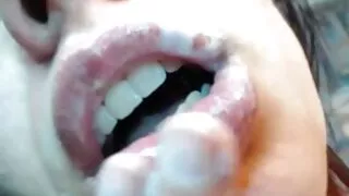 سینگ سنہرے بالوں والی فلم سکس زن با سک Cristal سکتا رکھتا ہے لپسٹک پر ئنا ایک کی گدی