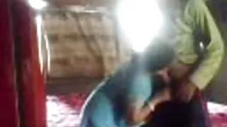 اچھا پتلا شارلٹ گناہ انجام دیتا ہے سکسی فلم خارجی اس کی پہلی ویڈیو معدنیات سے متعلق